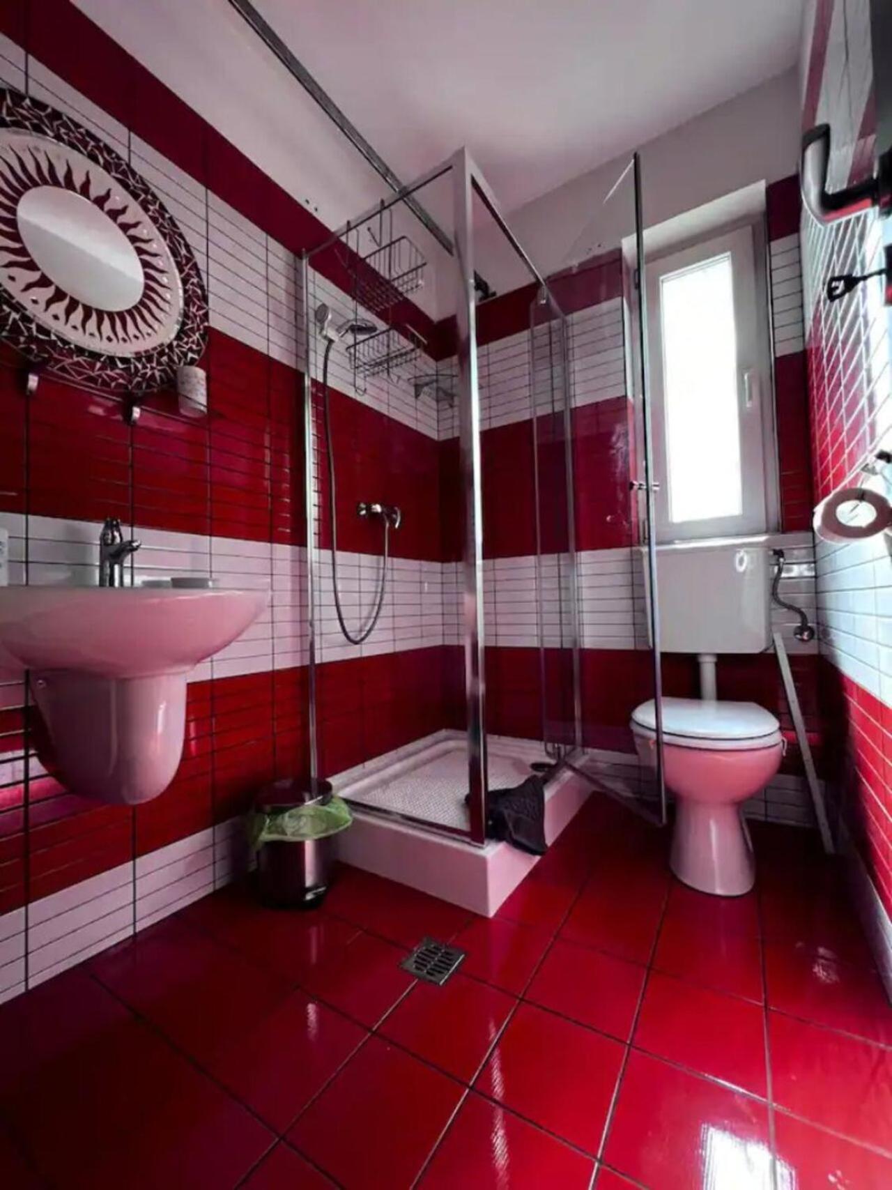 Vila Luminoasa Cu Curte Privata Bucharest Luaran gambar