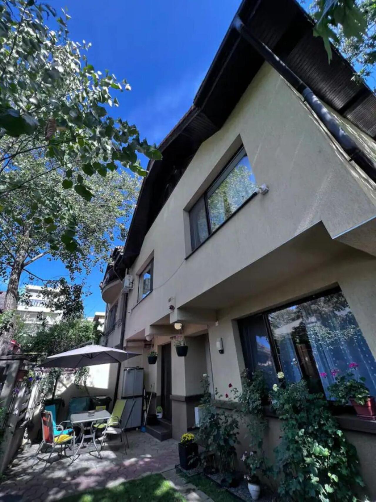 Vila Luminoasa Cu Curte Privata Bucharest Luaran gambar